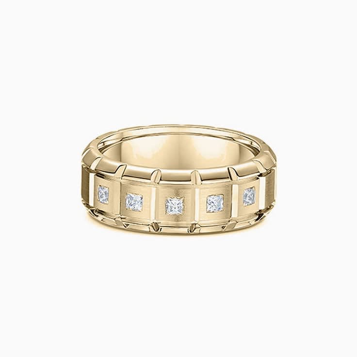 mens diamond and gold ring