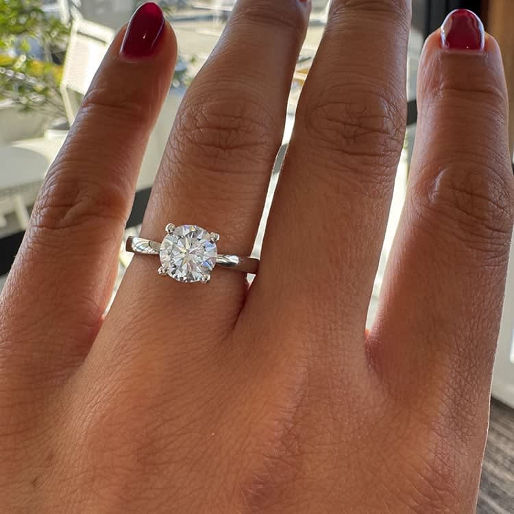 Classic round brilliant cut engagement ring with lab diamond