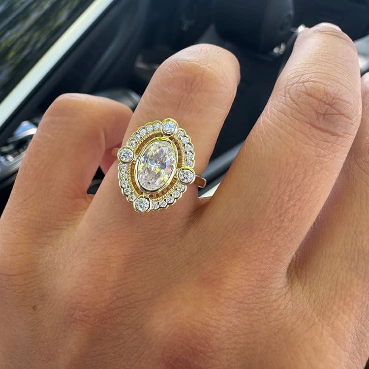 Oval lab set in vintage style ring