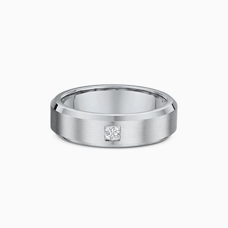 Bevelled edge mens ring with diamond
