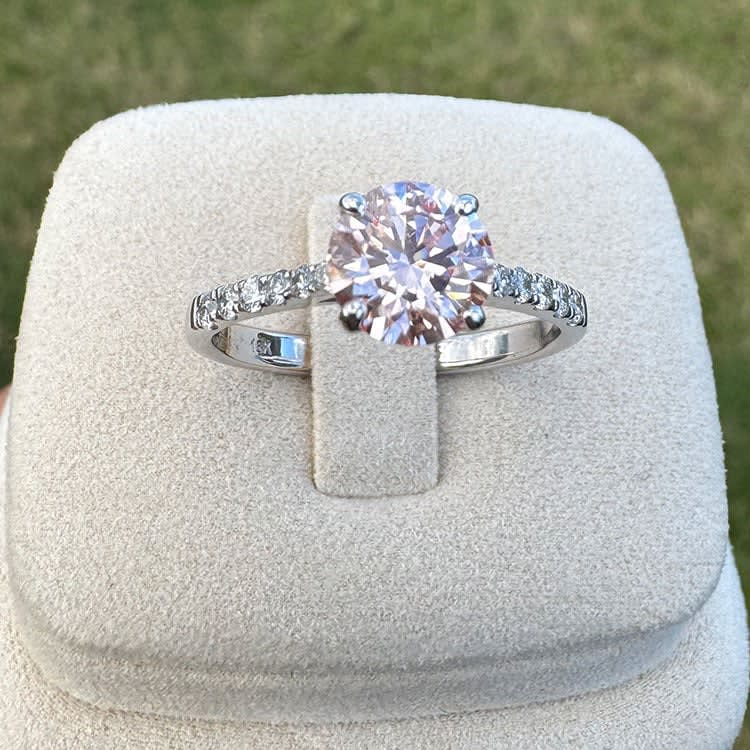 Classic round pink diamond ring