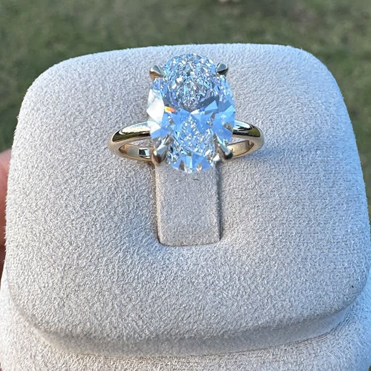 GIA Certified 3ct lab oval ring