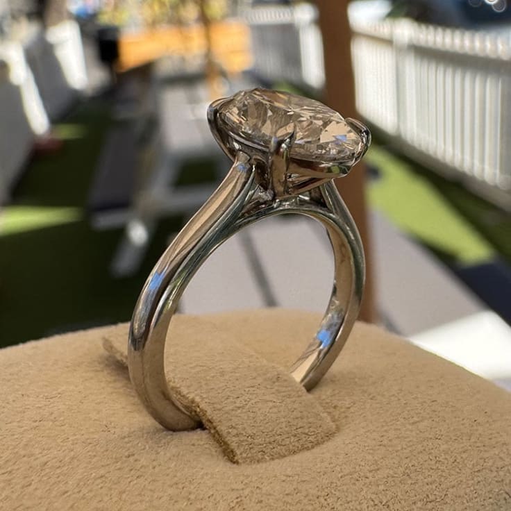 Lab oval diamond in white gold setting
