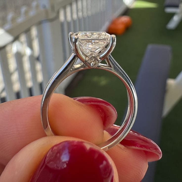 Princess cut on solid band