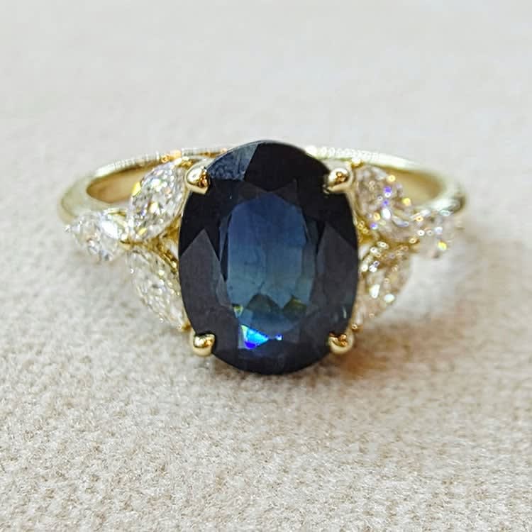 Natural Blue sapphire with diamonds
