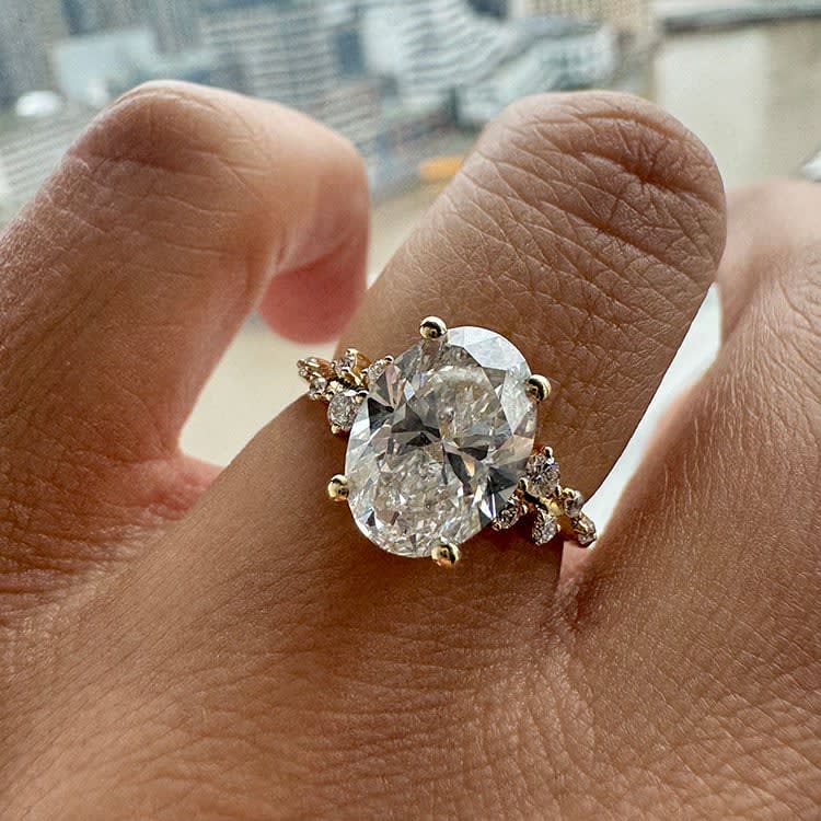 3 carat E VS1 oval ring