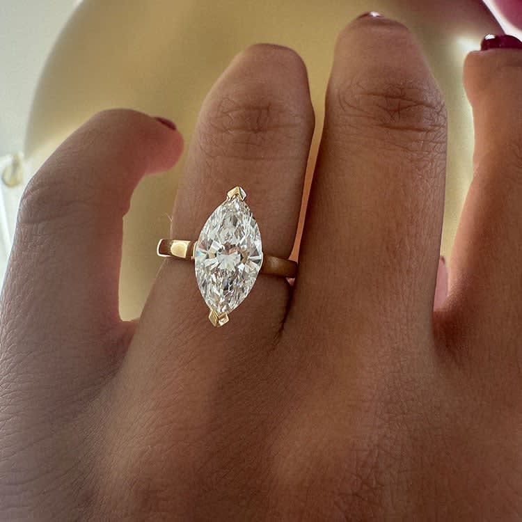 3ct Classic marquise on a gold band