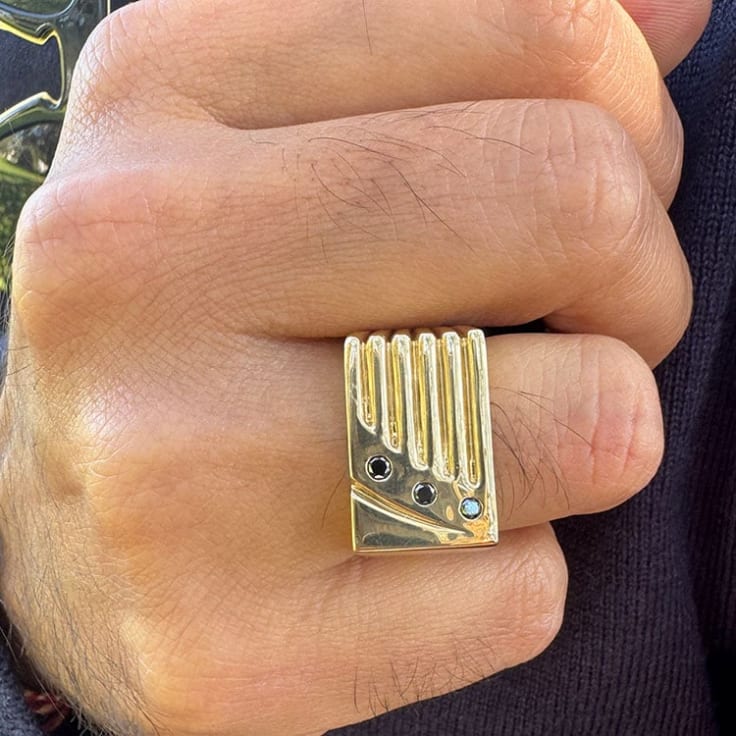 Custom mens signet ring