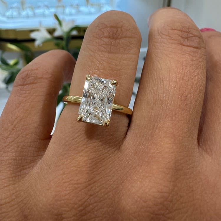 3 carat radiant cut diamond engagement ring