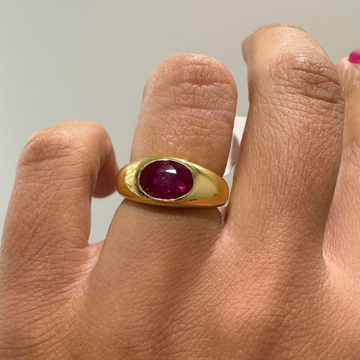 Natural ruby on a gold band