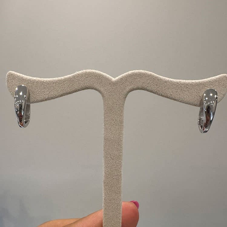 9k white gold Huggies