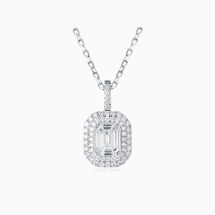 Emerald cluster Pendant