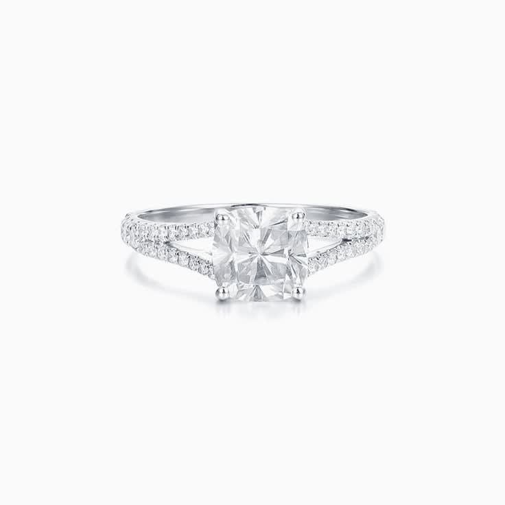 Cushion Lab Diamond On A Split Band
