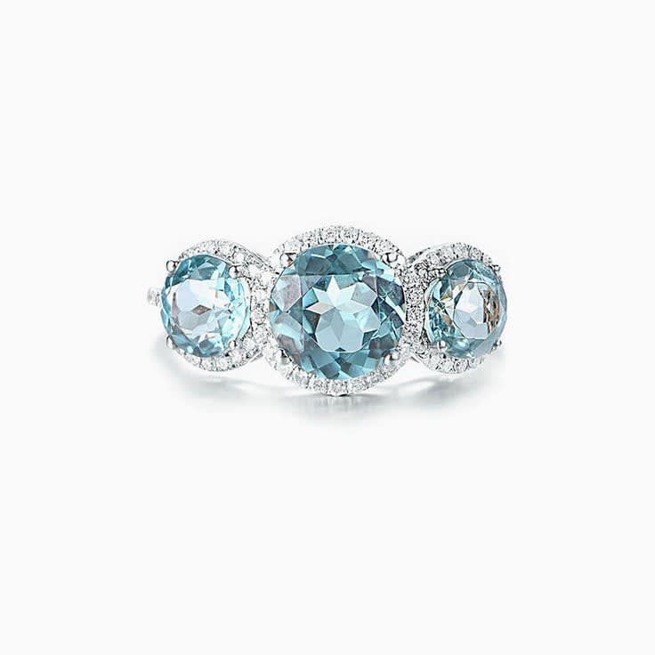 Round Topaz ring