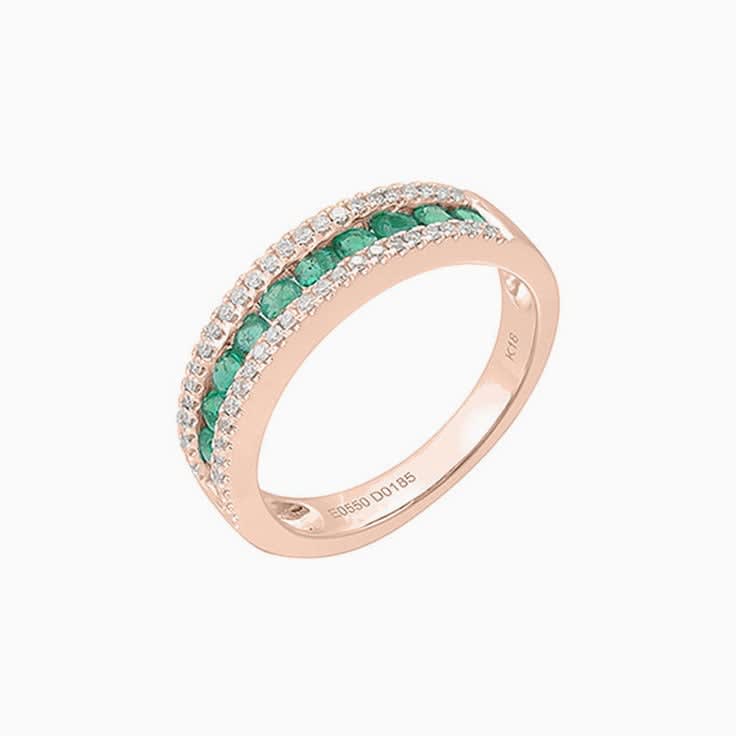 Green Emerald and diamond ring 3641