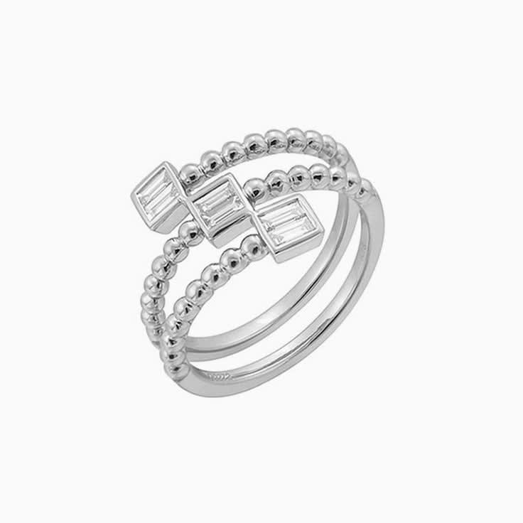 Gold and Baguette diamond ring 3075