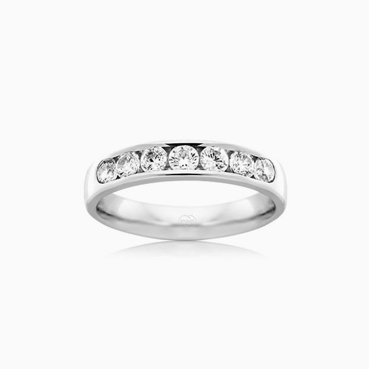 Channel set wedding ring HR4073