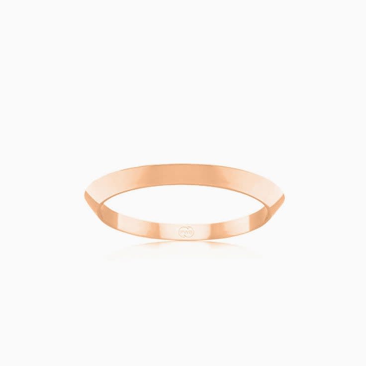 Plain knife edge wedding band FC3637