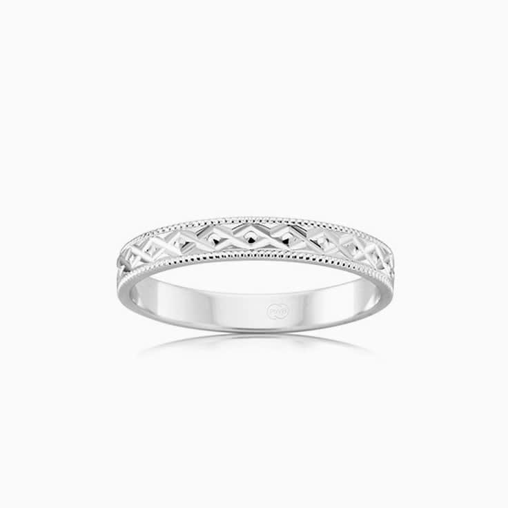 Carved ladies gold ring HR3554