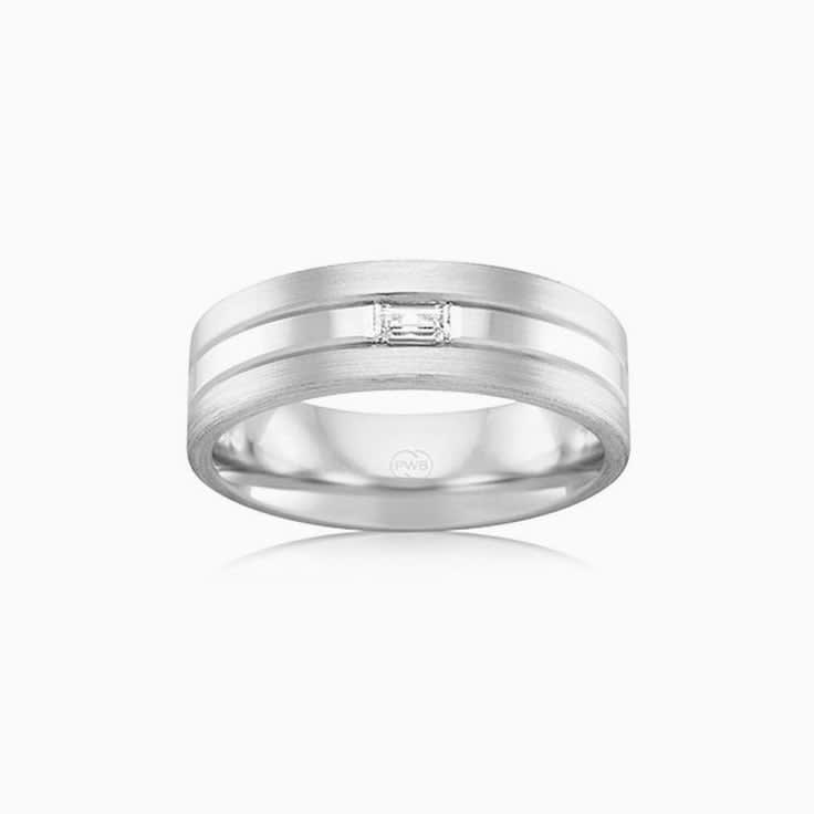 Vertical set Baguette ring FR3677