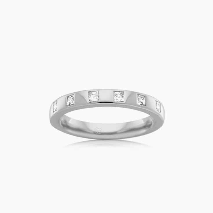 Princess cut drop set ring B3848