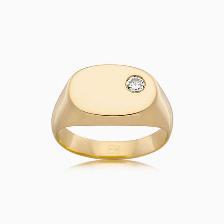 Oval Signet Ring With Diamond