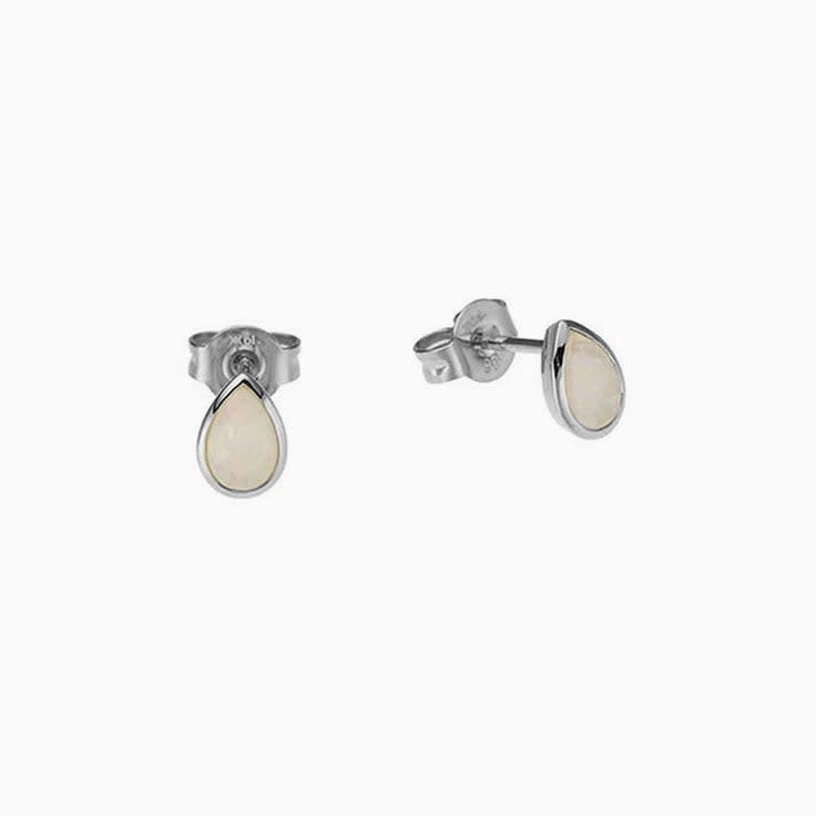 Opal Earstuds