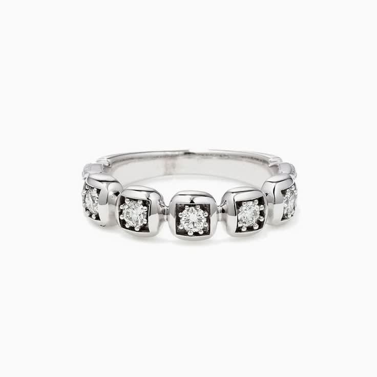 Womens Round diamond band