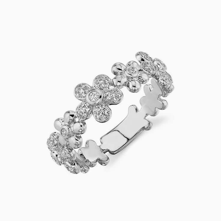 Flower diamond band