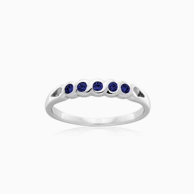 Drop set sapphire ring