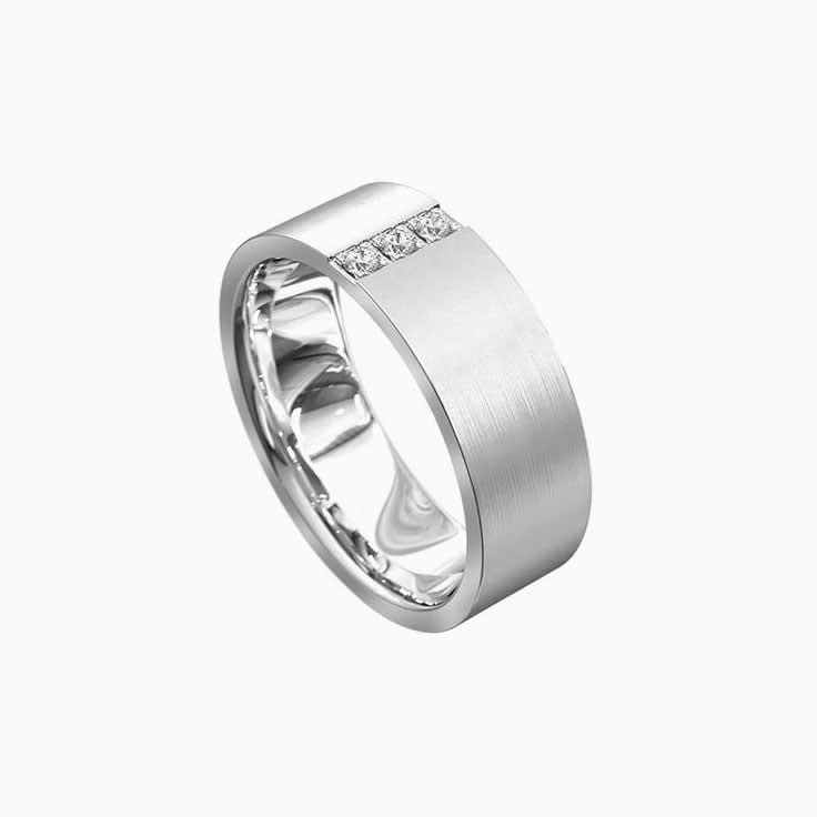 Mens Classic Diamond Ring