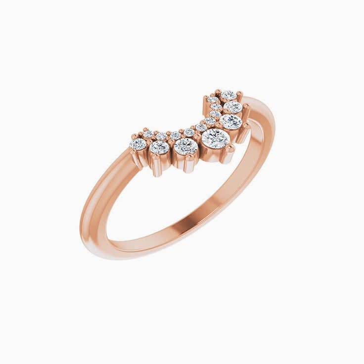 curved band wedding ring