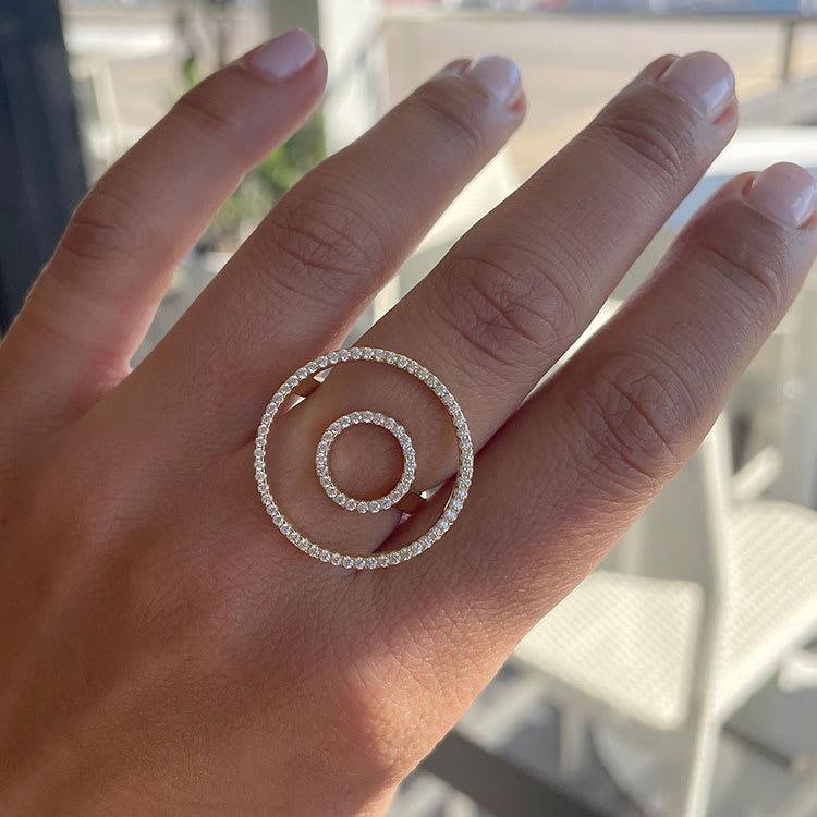 Diamond circle ring