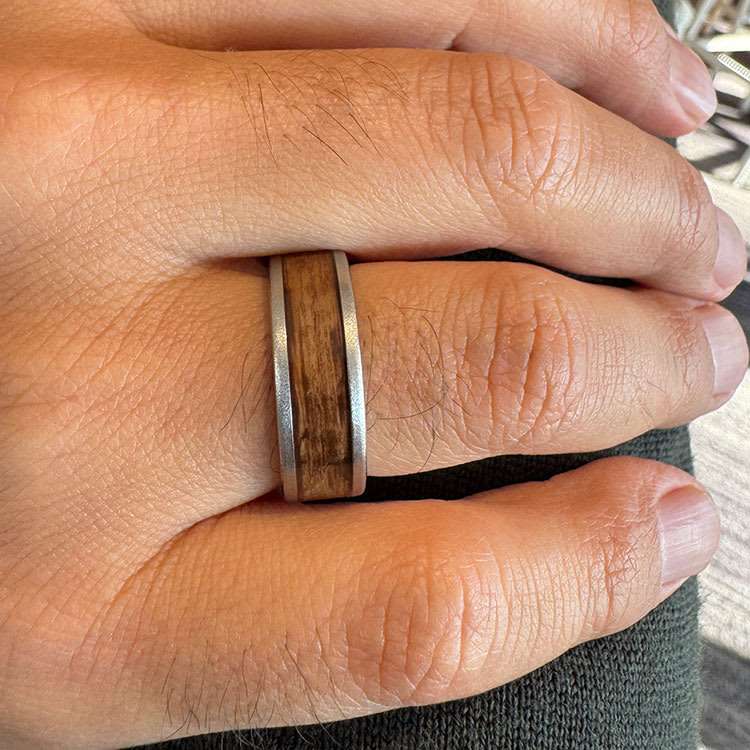 Oak bourbon aging barrel ring