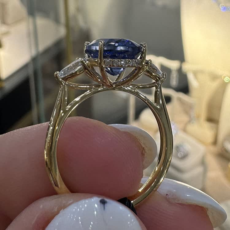 Cornflour blue sapphire and diamond ring