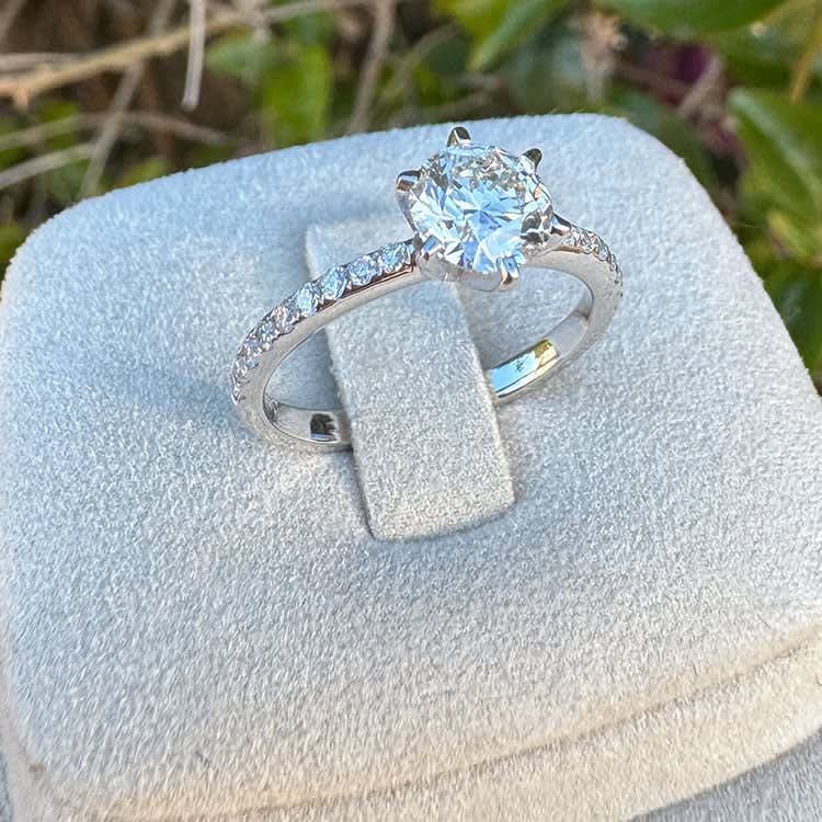 Classic 1ct with diamond band