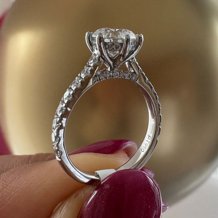 Round diamond in platinum setting