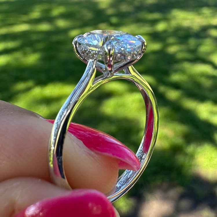 2 carat D VVS2 oval diamond with hidden halo