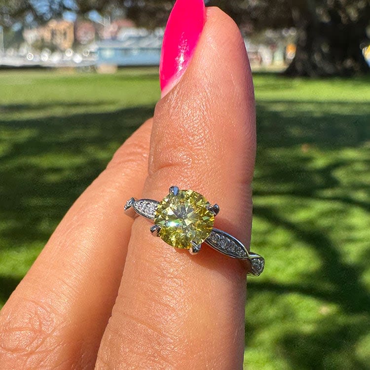Yellow diamond on a platinum band