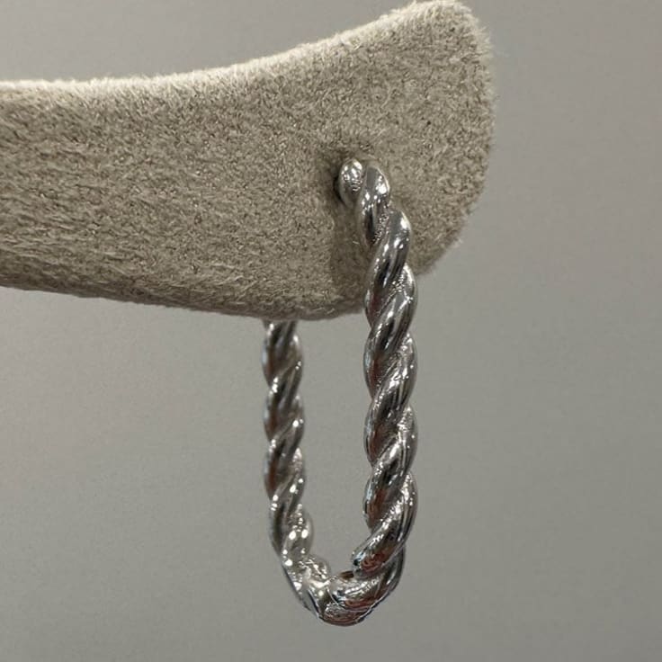 Rope hoops in 9k