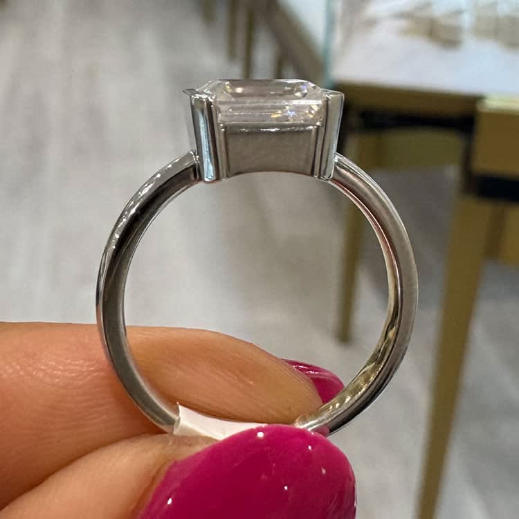 9k white gold ring set with Moissanite