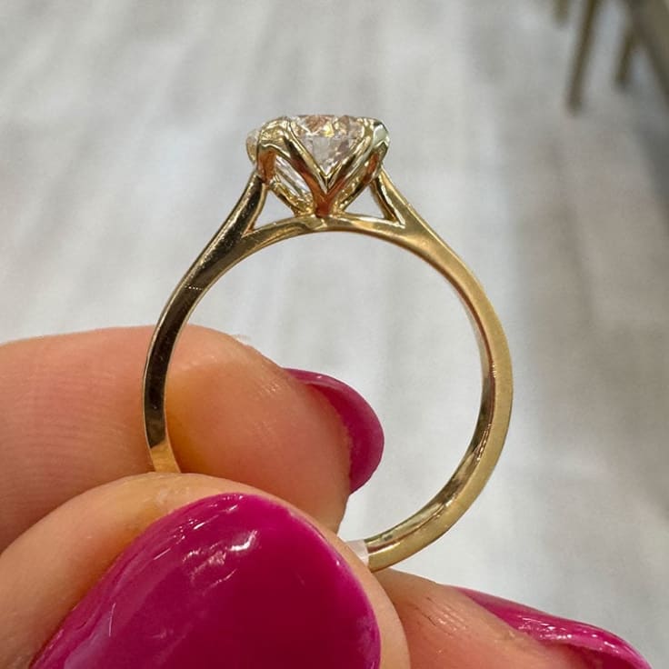 14k gold solitaire ring