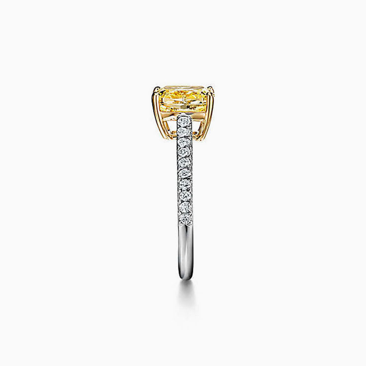 Yellow Lab diamond engagement ring