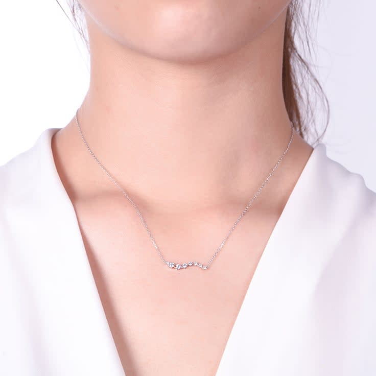 Diamond wave Necklace