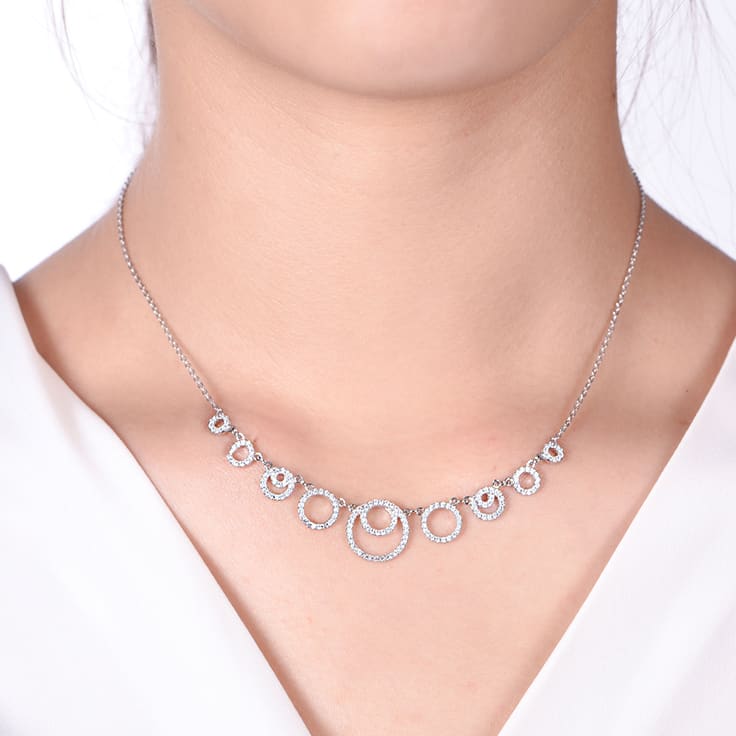 Multi diamond circle necklace