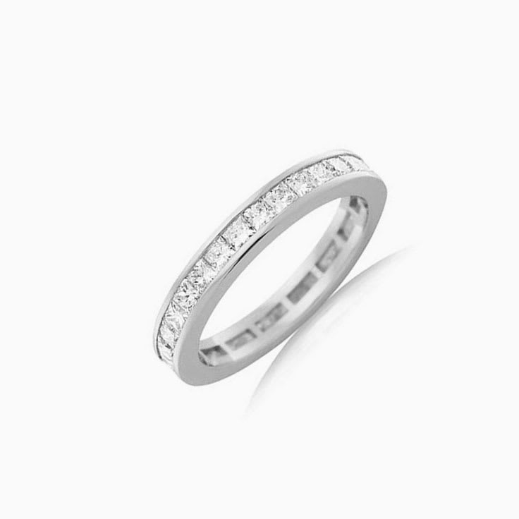 Princess cut eternity ring J4068