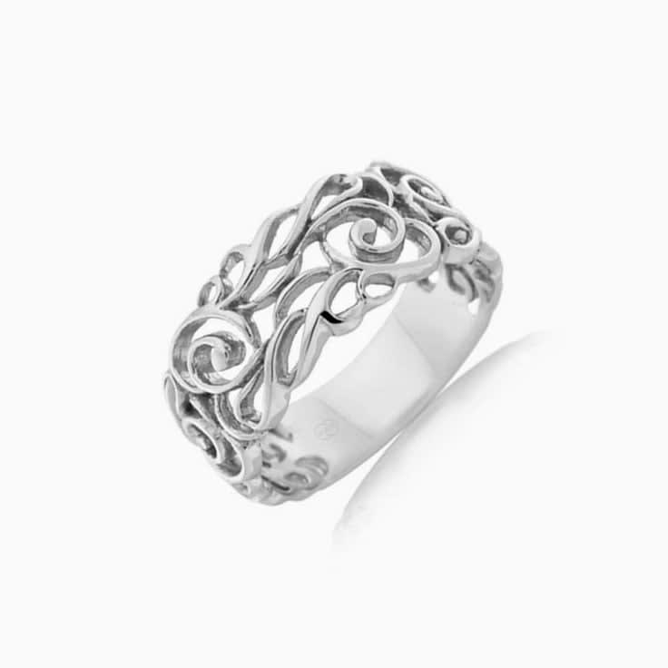 Patterned ladies gold ring J2398
